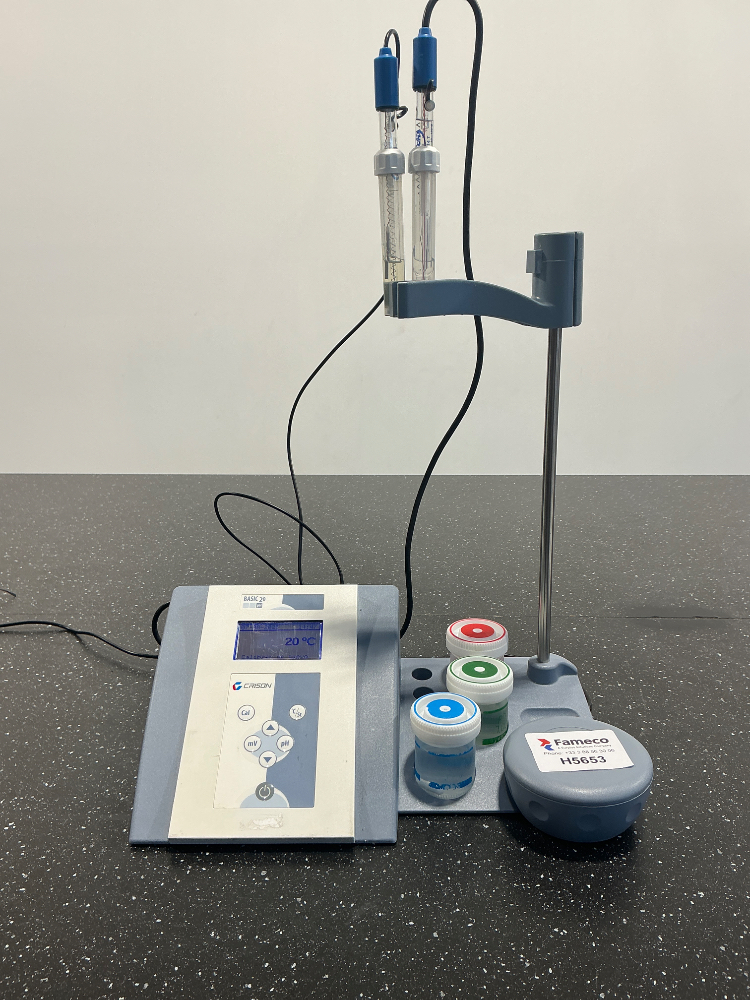 Image of Crison BASIC 20 PH-Meter